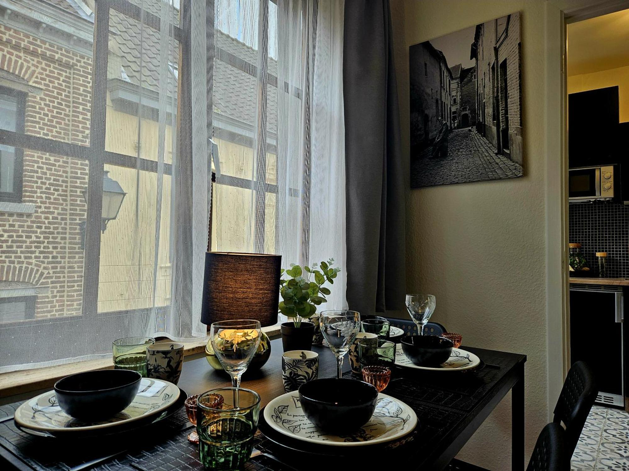 Appartement Begijnhof Historica Tongres Extérieur photo